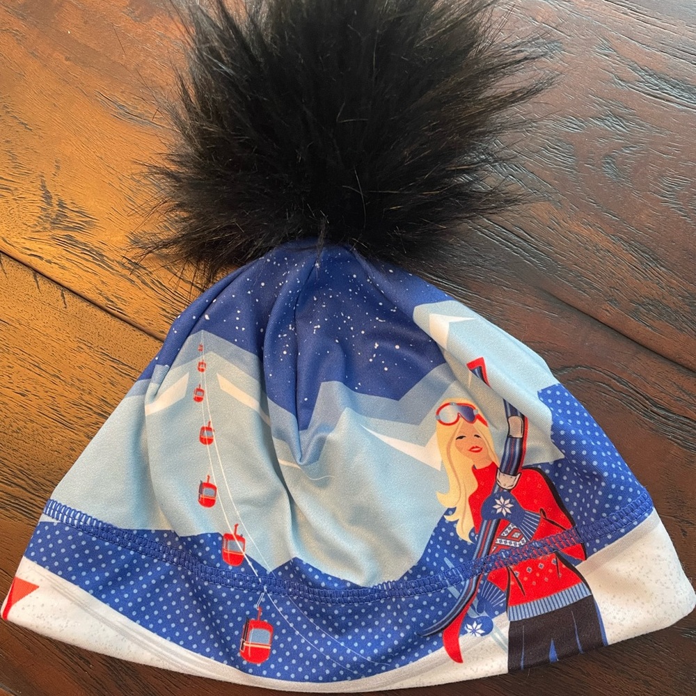 Krimson Klover Women’s Hat